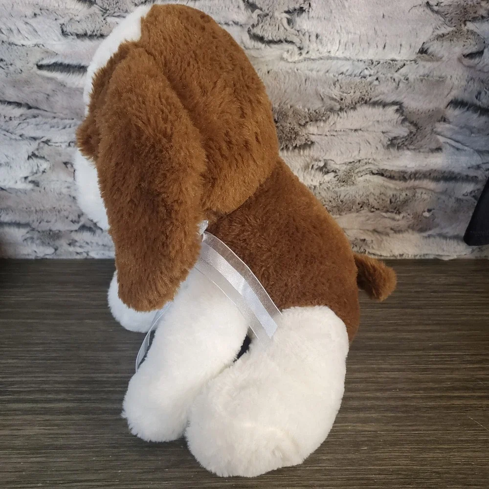 Kellytoy White Brown Dog Plush Sitting Stuffed Animal 11